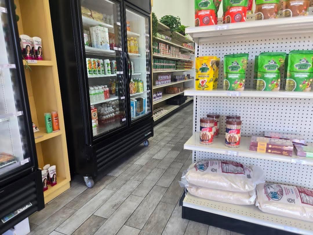 Filipino Juices & Soy Drinks at Pips Filipino market in Universal City, TX